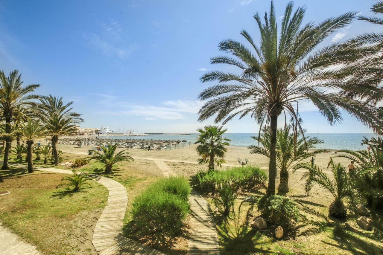 Precioso Apartamento Al Lado De La Playa Benalmadena Luaran gambar