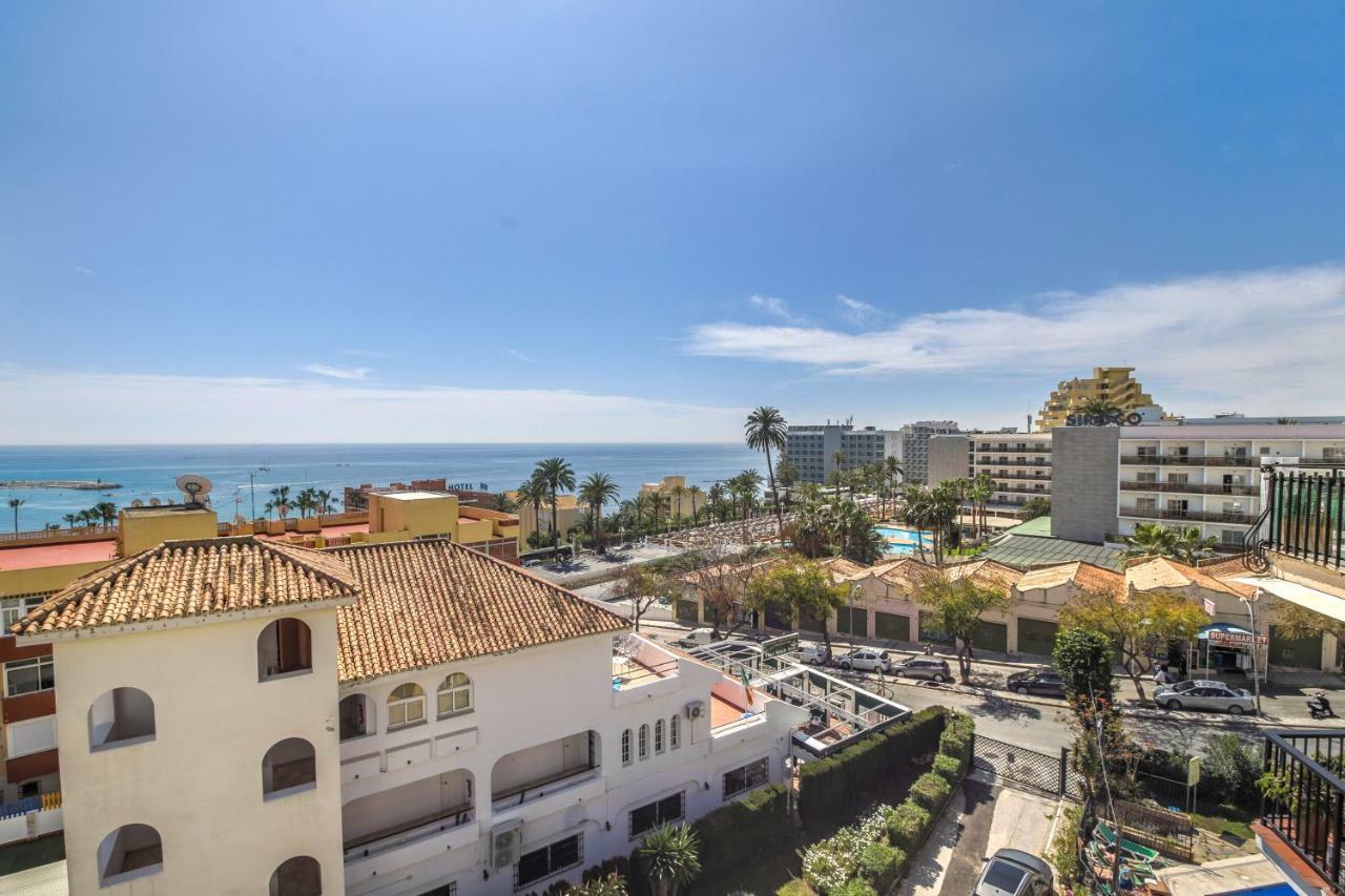 Precioso Apartamento Al Lado De La Playa Benalmadena Luaran gambar